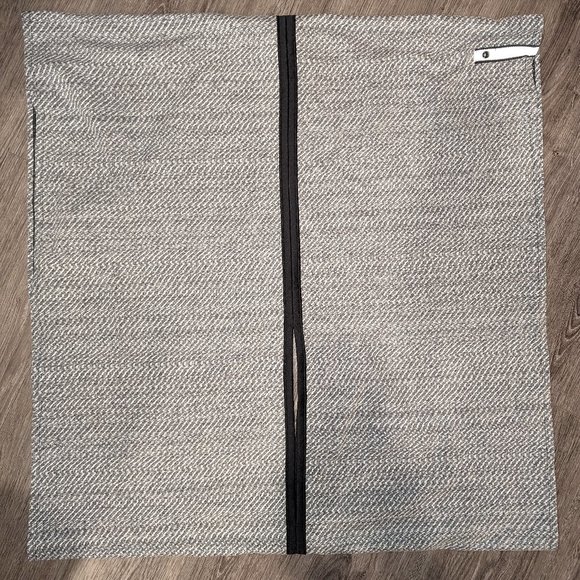 LuluLemon Vinyasa Scarf - Picture 1 of 3